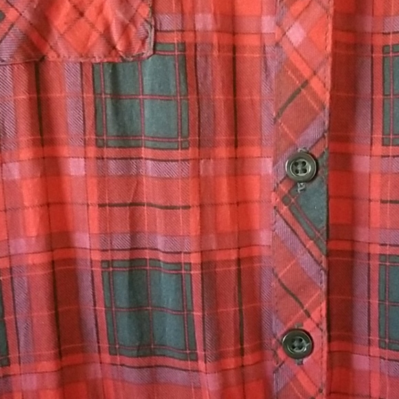 Torrid button down blouse - Picture 6 of 6